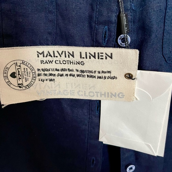 NWT Malvin Hamburg Germany Linen Shirt in a beautiful rich navy - Picture 3 of 7
